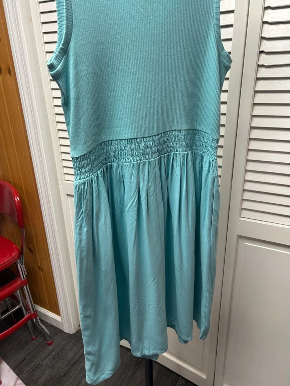 Nwot Sleeveless Aqua Knit Waistband Dress